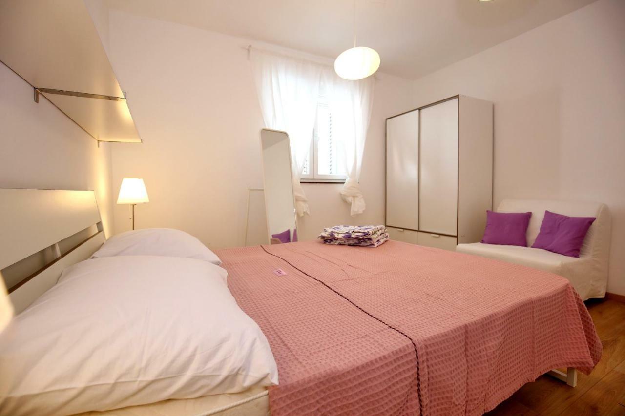 Apartments Ines Murter Buitenkant foto